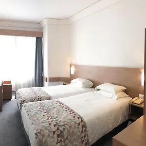 rezervați aici