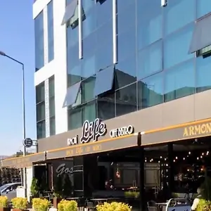 armoni-life-suit-hotel.istanbul-turkeyhotels.com/
