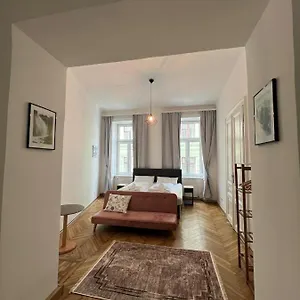 Centrally-located Authentic Vienna