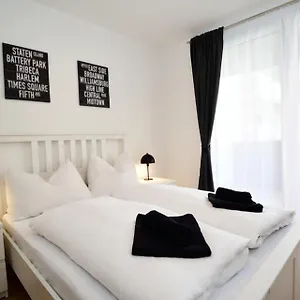 Flataid Stadion & Messe Apartament