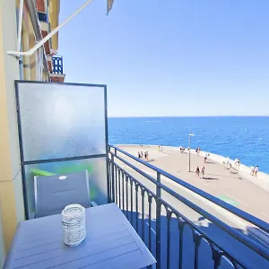 https://promenade-holiday-rocamare-promenade.fr-provencehotel.com