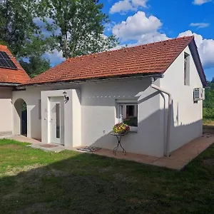 Haus Yuphin Dom wakacyjny