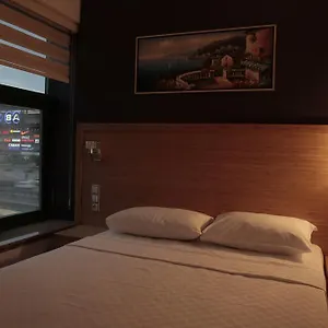 demir-suite-hotel.istanbul-turkeyhotels.com/