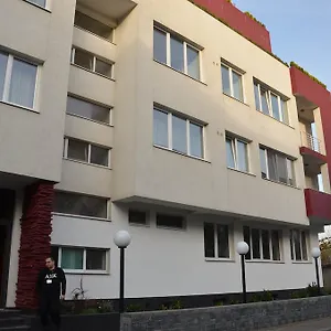 rezervați aici