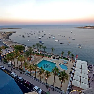 Qawra Palace & Ξενοδοχείο Σεντ Πόλς Μπέι