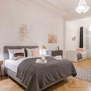 Palais Schottentor Vienna