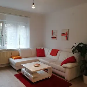 https://apartment-meschnik.graz-austria-hotels.com